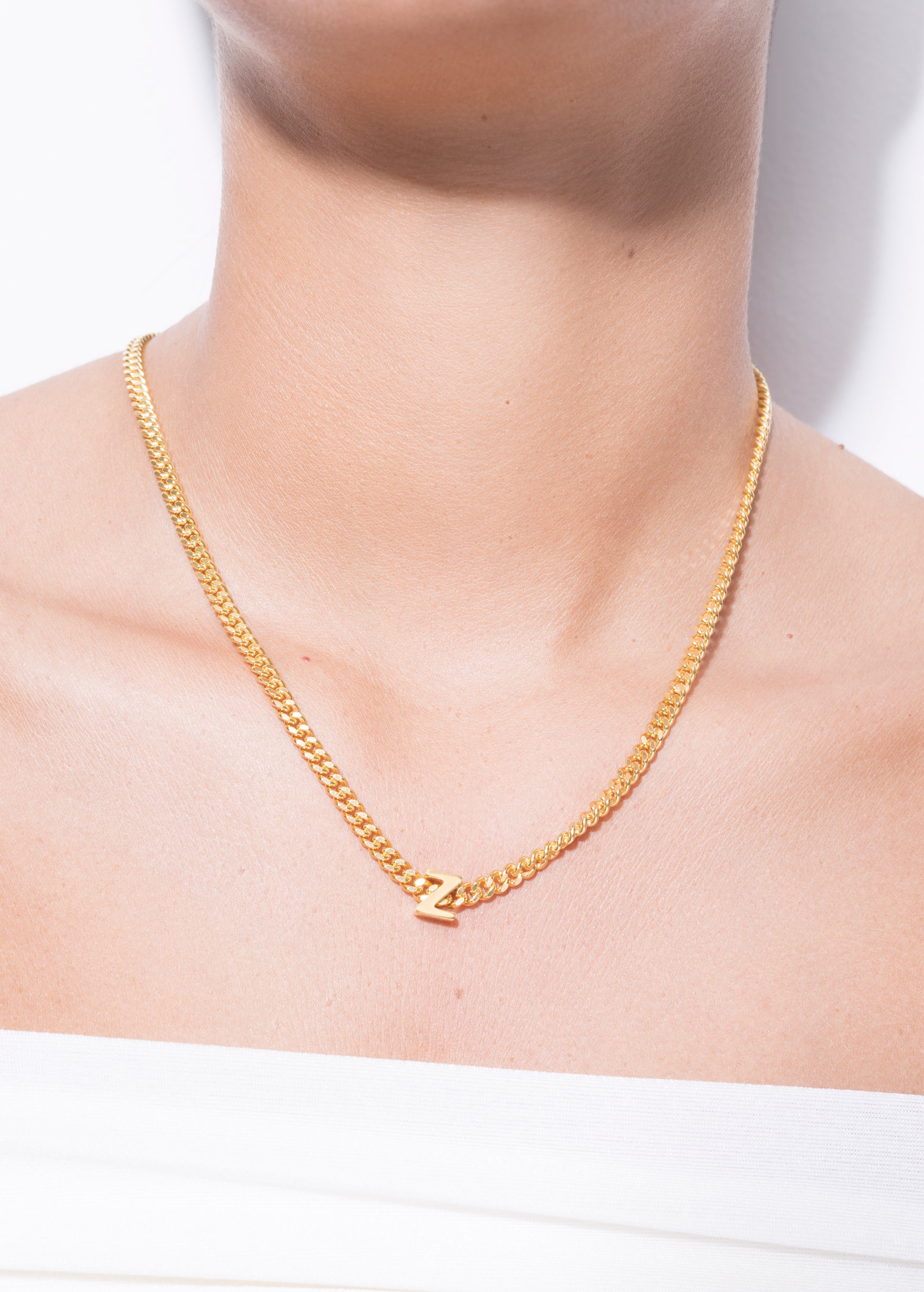 alphabet collar con colgante Z