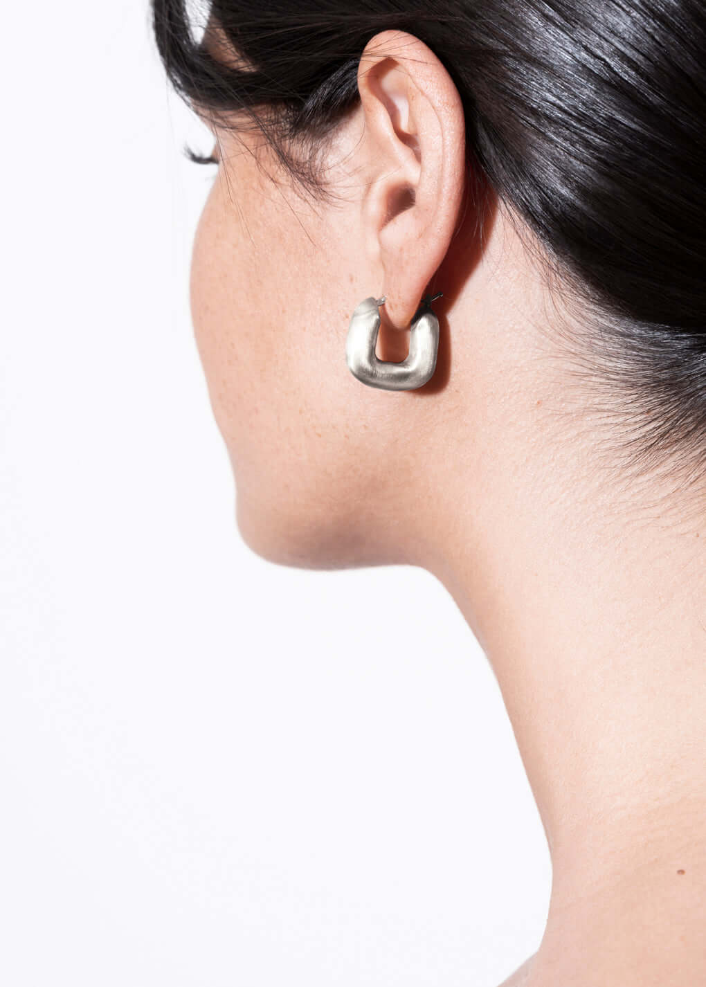 pendientes magda huggies