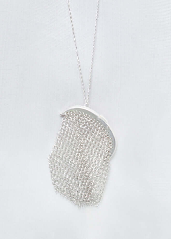collar cartera de malla Collares