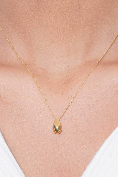 Constantin Mini Teardrop Necklace Necklaces