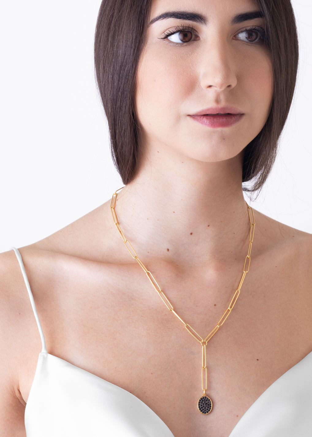 manu necklace black Necklaces