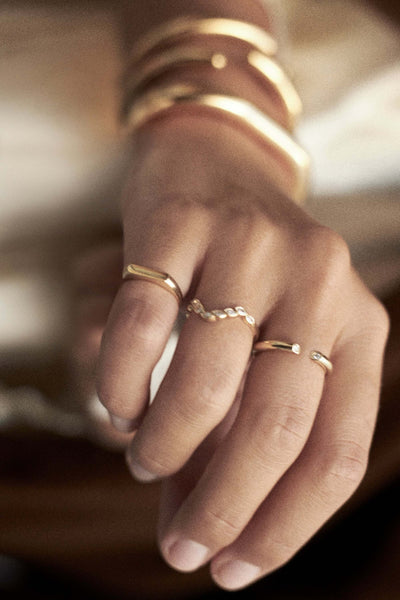 anillo teresa 18k diamante Anillos