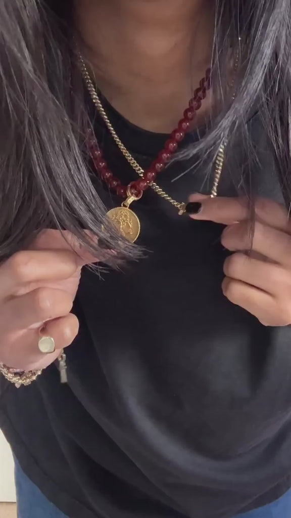 alphabet necklace with pendant L necklaces