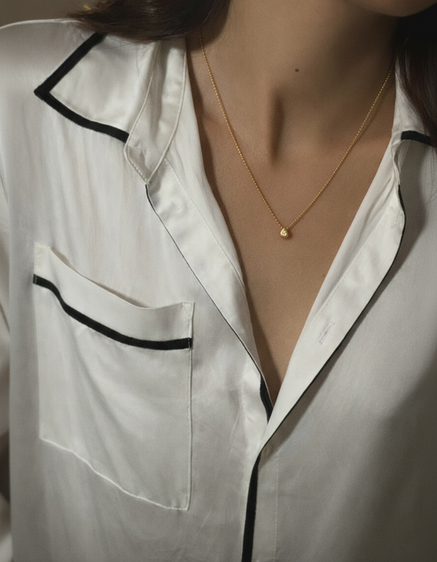 unperfect sphere 18k diamond collar